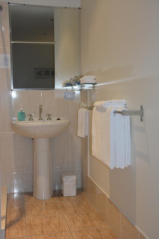 Beachhouse Bed And Breakfast Redcliffe Oda fotoğraf